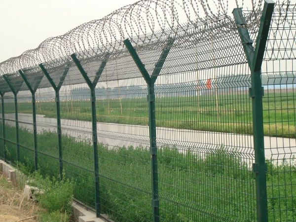 Welded Wire Mesh Fence