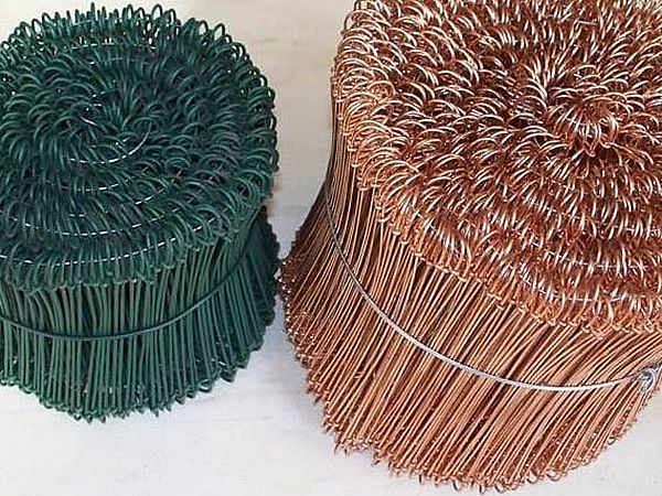 Double Loop Tie Wire