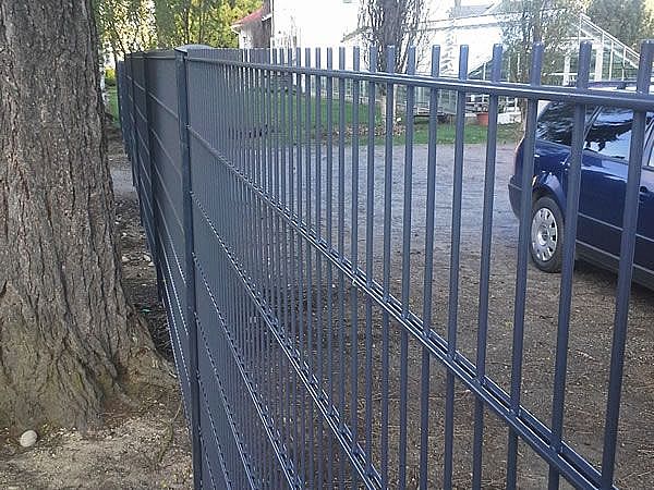 Welded Wire Mesh Fence